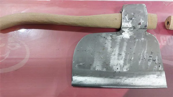 Ağır Hizmet Rus Tipi Kemik ve Et Kesim Baltası - Detay Görsel 4