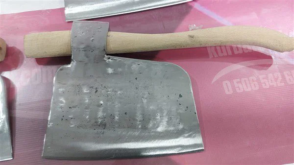 Ağır Hizmet Rus Tipi Kemik ve Et Kesim Baltası - Detay Görsel 3